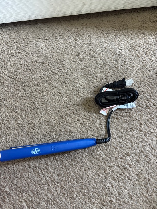 Wet Brush Other - Wet Brush Electric Blue Hair Straightener